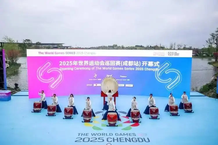 国的选手, stron, div