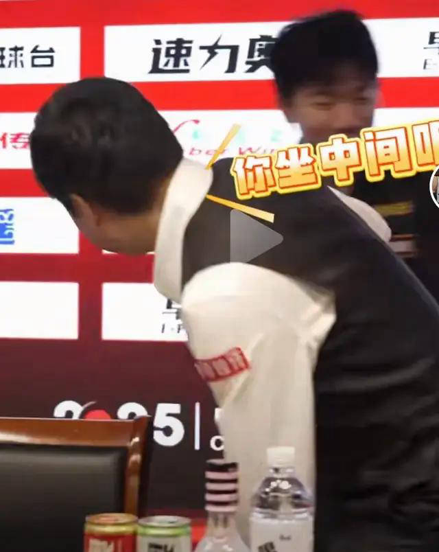 secti, 入会场时, 对他极其尊