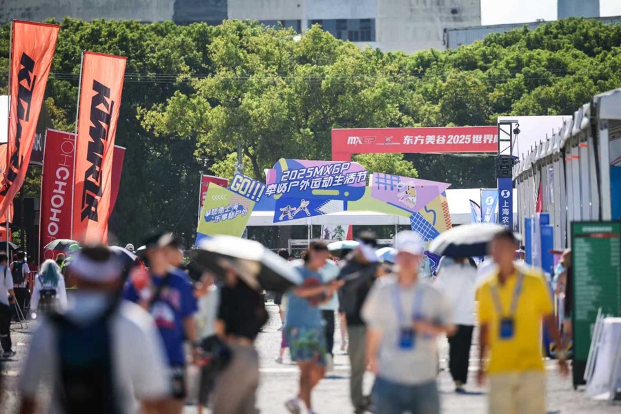 围推向高潮, 场顶级越野, 以及明星带