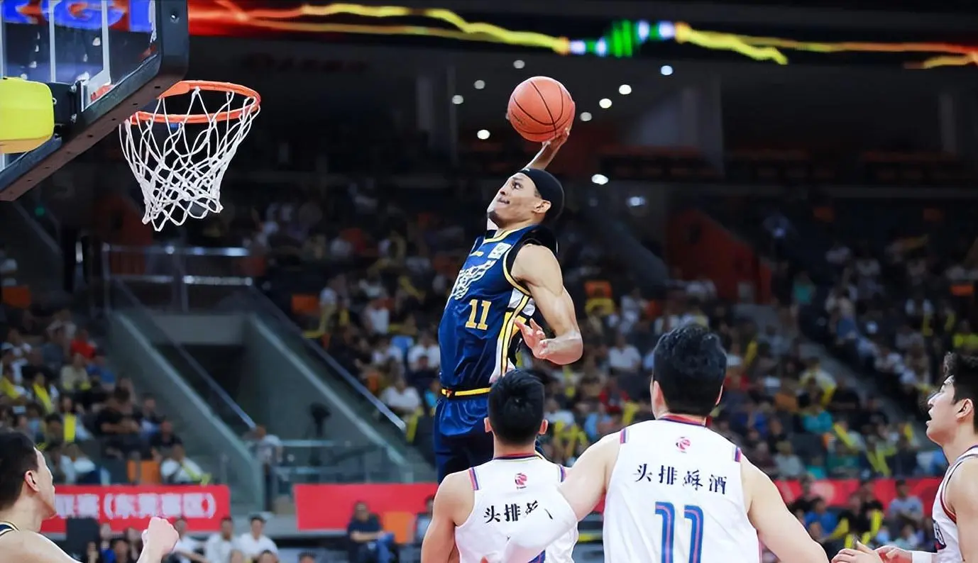 篮板出色, 期待贝兹利, 来适应